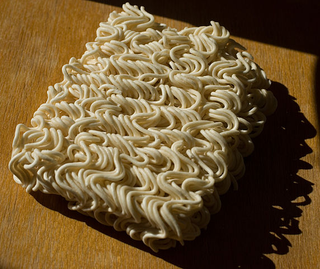 Illustration for article titled 10 Revolting Foods That People Have Made in Prison